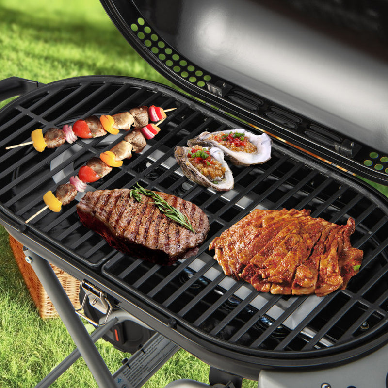 15000 BTU Portable Propane BBQ Grill with Wheels and Side Shelf — product view 4